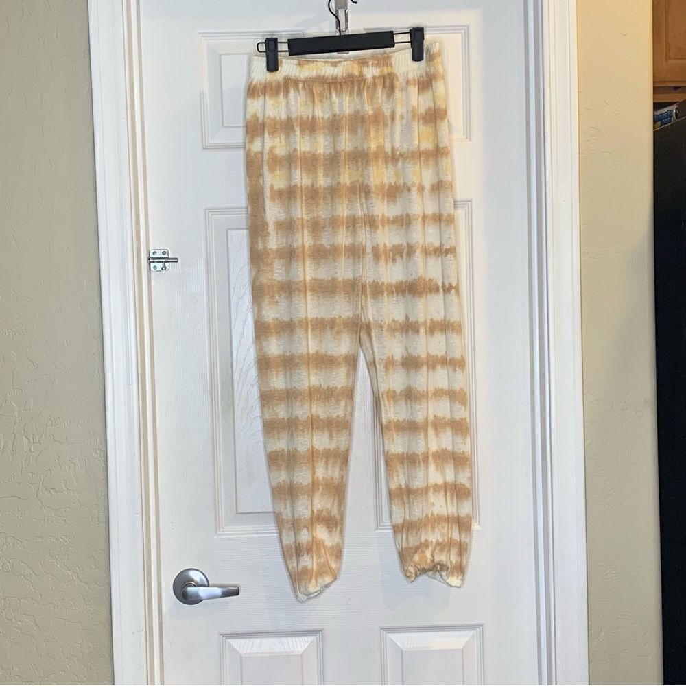Mustard Seed Tie-Dyed High Rise Joggers Size Small